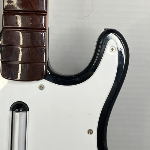 Fender Stratocaster NWGTS2 Harmonix Rock Band Guitar/Strap Black - Picture 10 of 24