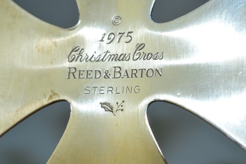 VINTAGE REED & BARTON STERLINGSILBER 1975 WEIHNACHTSKREUZ ORNAMENT MIT ETUI - Bild 5 von 6