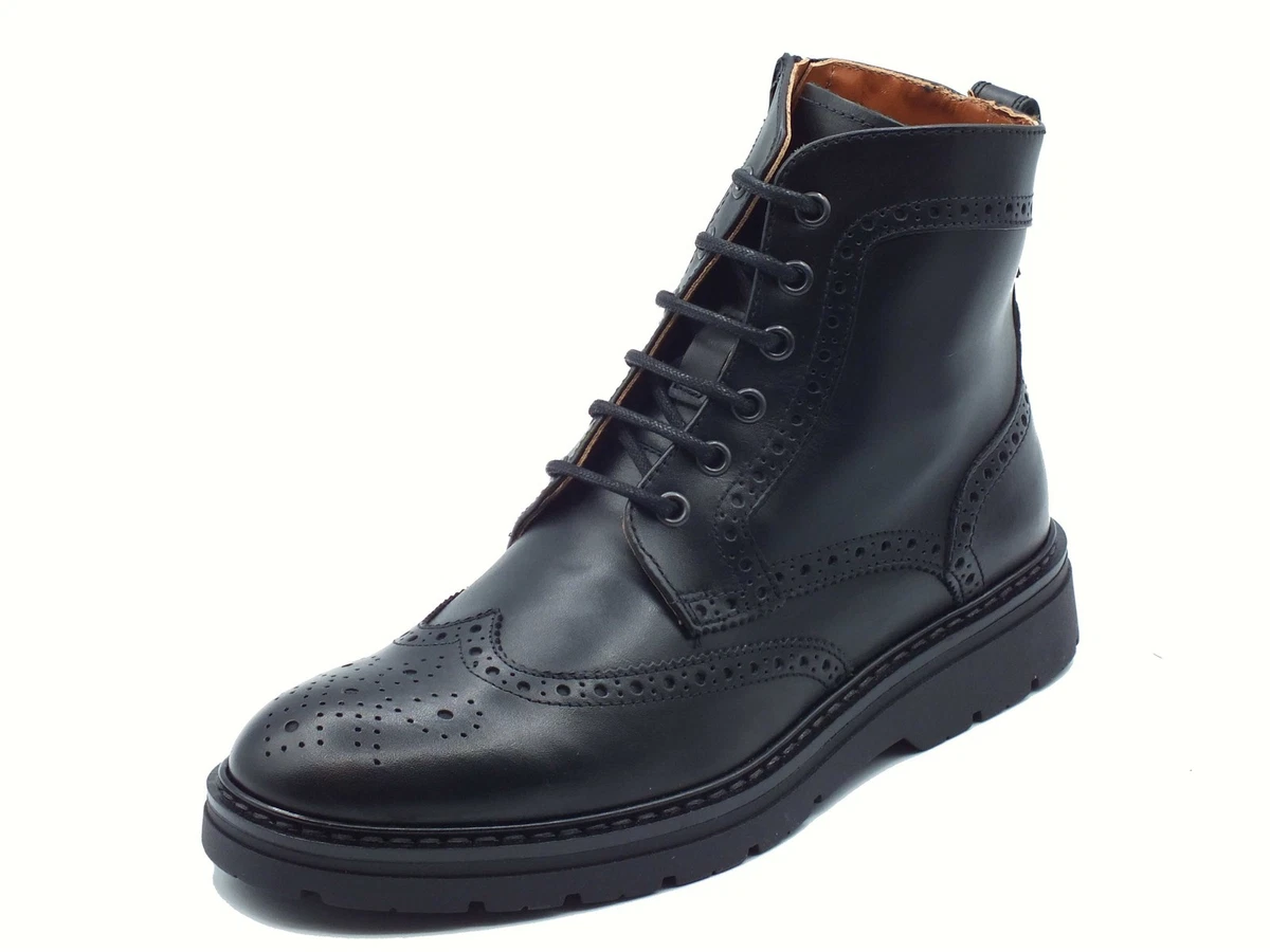 NEROGIARDINI - Tronchetto nero a tacco 8cm con zip su