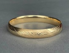 Vintage Retro Signed 14k Yellow Gold Hand Chased Hinged Bracelet - 12.00 Grams