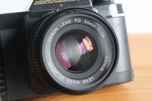 Canon T50 Film Camera + 50mm f/1.8 & Flash - Bild 7 von 11
