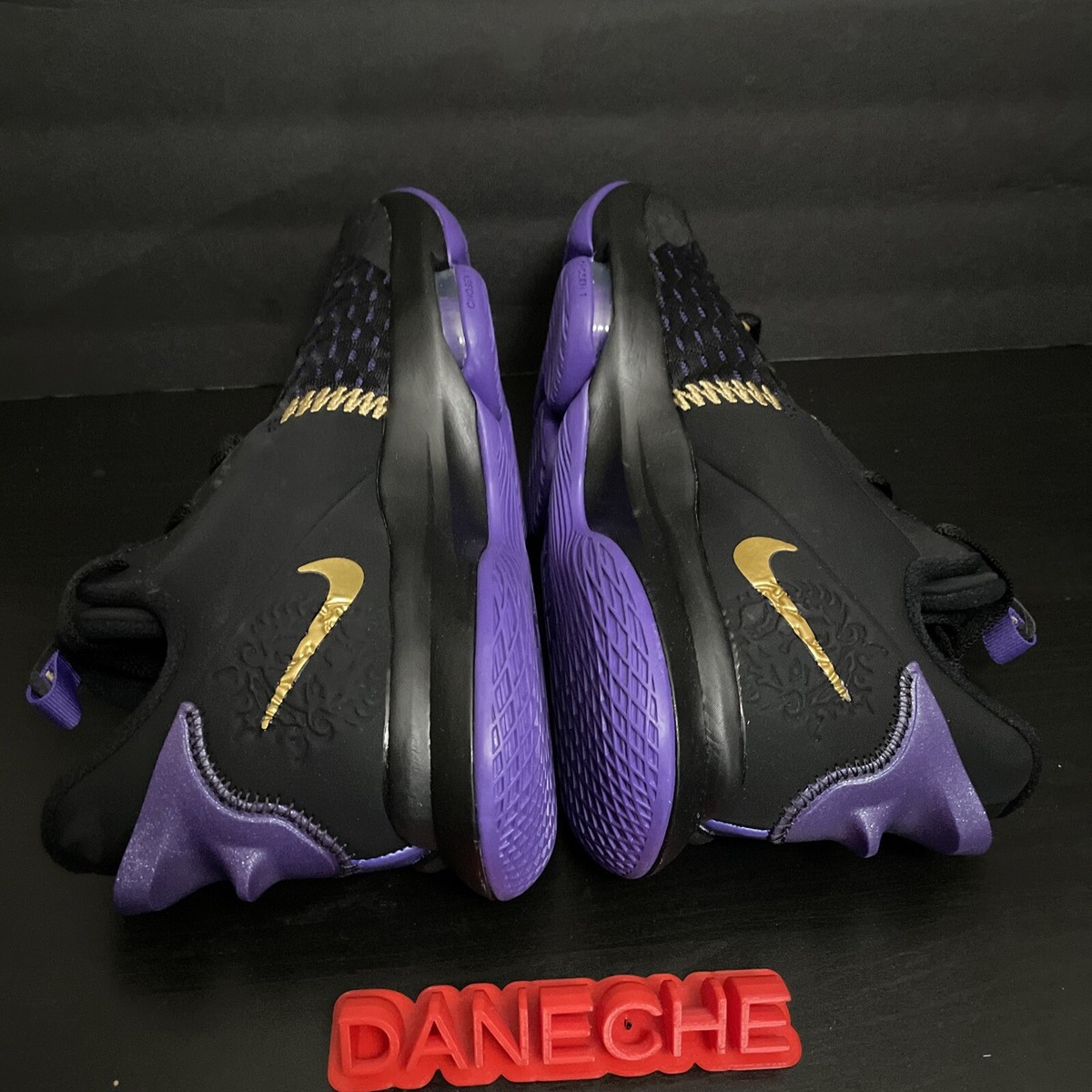 Nike LeBron Witness 5 Fierce Purple Metallic Gold LA Lakers