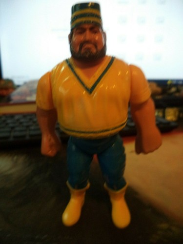 Akeem WWF WWE Wrestling Hasbro Series 1 Action Fig...