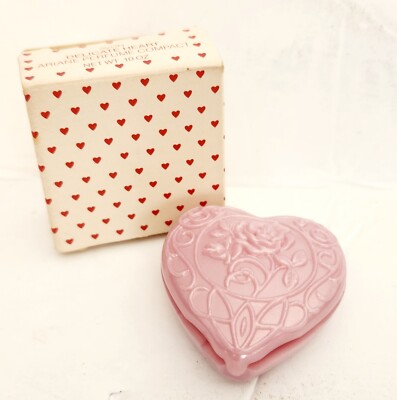 Avon ARIANE Fragrance Glace Heart Solid Perfume 1982 Compact .10oz New NOS 