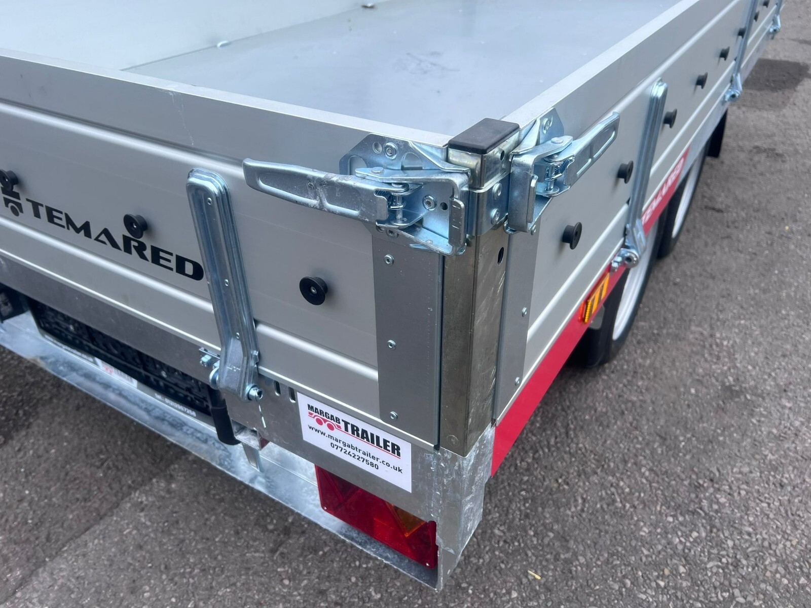 MESH + RAMPS ELECTRIC TIPPING TRAILER TIPPER 2700kg 3m X 1.5m / 10 x 5