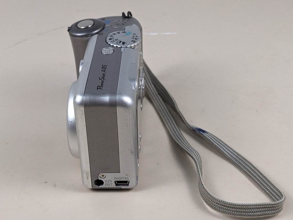 Canon PowerShot A85 4.0MP Digital Camera 3X Zoom Lens Silver