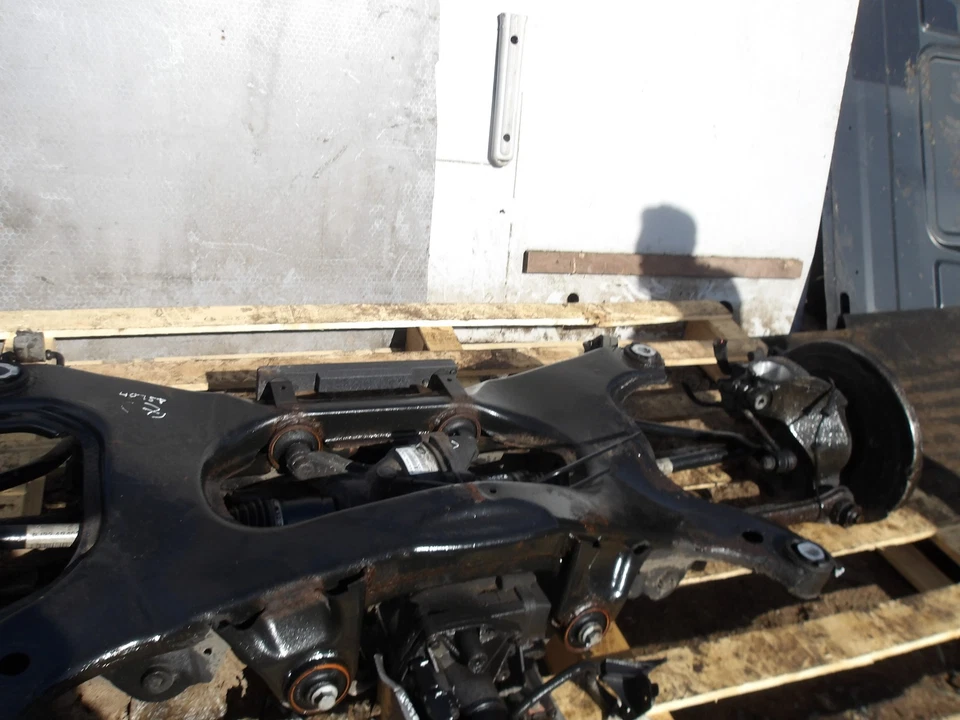 LAND ROVER RANGE EVOQUE MK1 FL L538 2013-2018 REAR AXLE COMPLETE + DIFF 40758 - Image 4 of 4