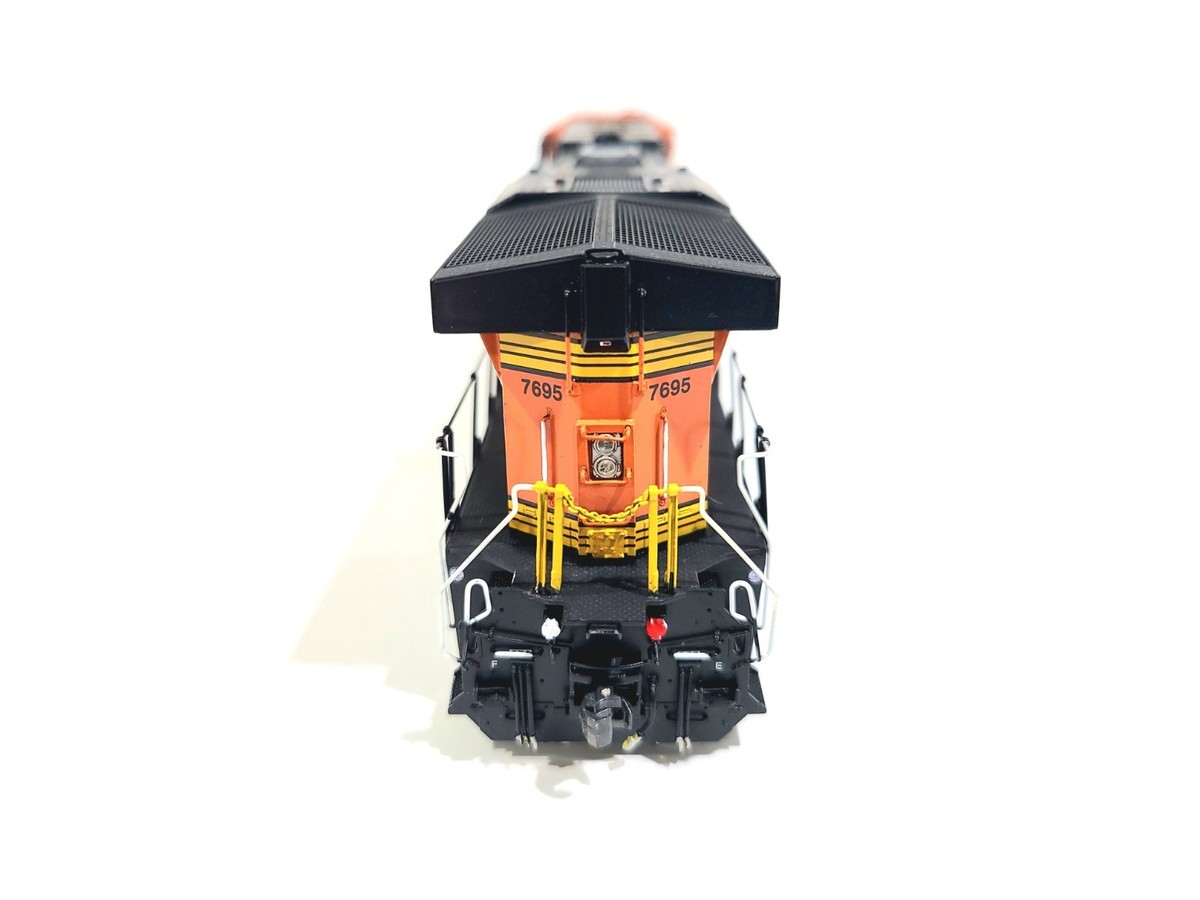 Overland OMI BNSF ES44DC Burlington Northern Santa #7695 HO Brass