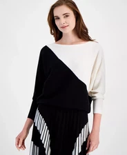 T Tahari Women's Top Sweater Sz XL Women’s Wide-Crewneck