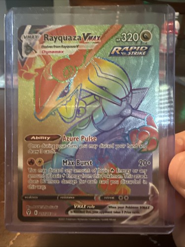 Pokémon Evolving Skies Rayquaza VMAX TCG 217/203 Rainbow Secret Rare