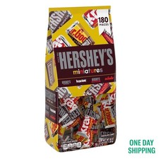 HERSHEY'S Miniatures Variety Pack Chocolate Candy Bulk Assortment 180 Pieces