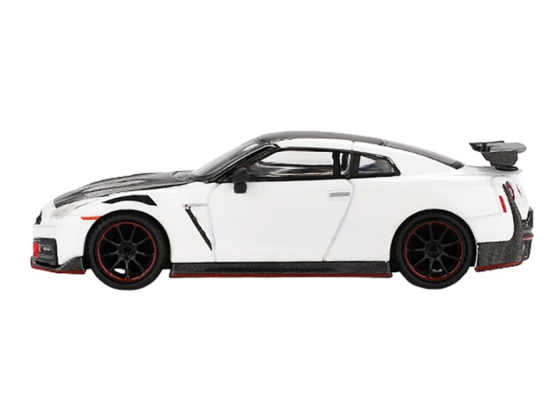 2024 NISSAN GT-R NISMO (R35) BRILLIANT WHITE 1/64 DIECAST BY MINI