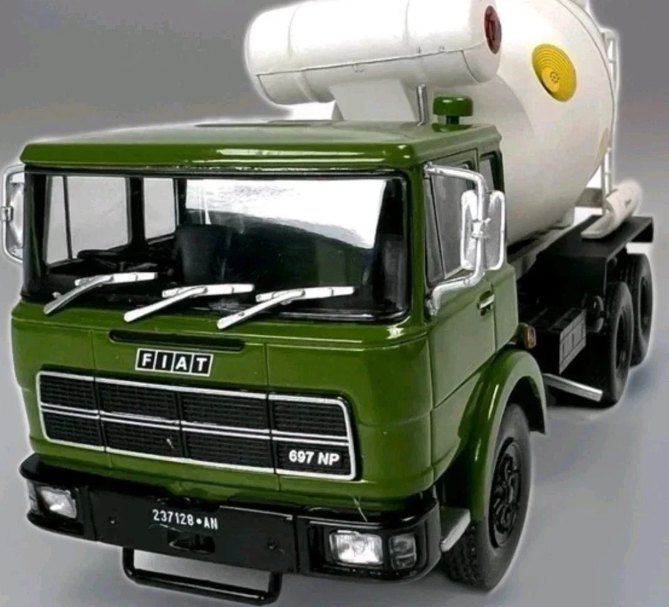 1/43 DeA DeAgostini 84 Fiat 697 NP 1969 Marotta betoniera camion epoca truck - Immagine 4 di 4
