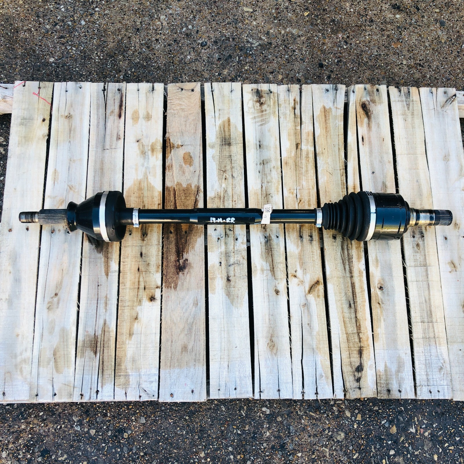 2014 - 2017 Maserati Ghibli Passenger Right Rear CV Axle Shaft OEM 10270632