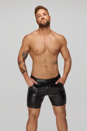 Mittellange Shorts aus Schlangennasslook mit Gesäßtaschen S bis 3XL H068 - Picture 4 of 8