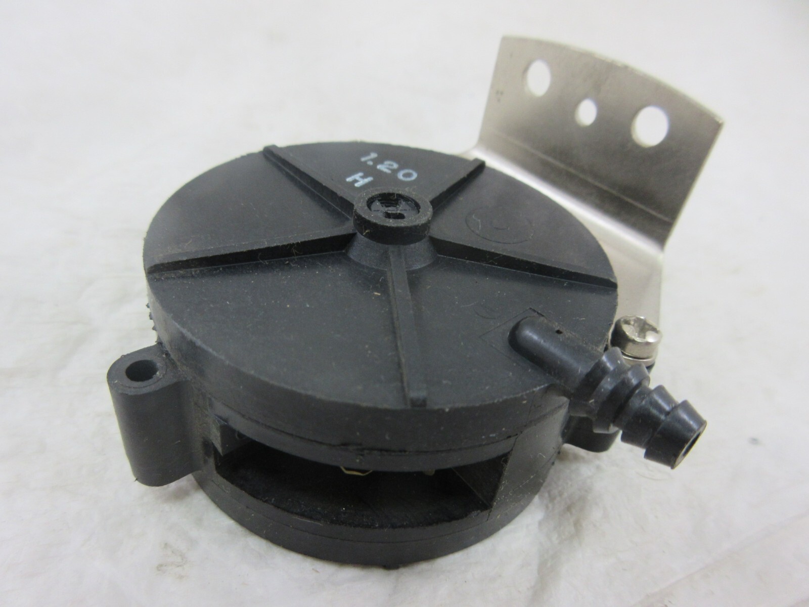 20028403 MPL9300V1.20DEACTN/OVS FURNACE EXHAUST PRESSURE SWITCH