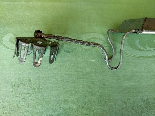 Antique Metal Sponge Soap Dish Glass Holder Victorian Clawfoot Tub Sink Rack - Picture 8 of 12