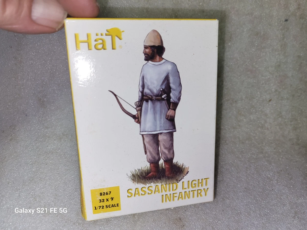 HaT Industrie – Maquette Dervish Warriors – 32 Figurines Non Peintes – Échelle 1/72 – Kit Plastique à Assembler Et Peindre – Réf. 8271 – Modélisme Historique