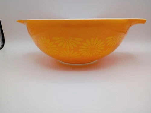 Vtg Orange Yellow Daisy Sunflower 444 PYREX 4 Qt Cinderella Mixing Nesting Bowl