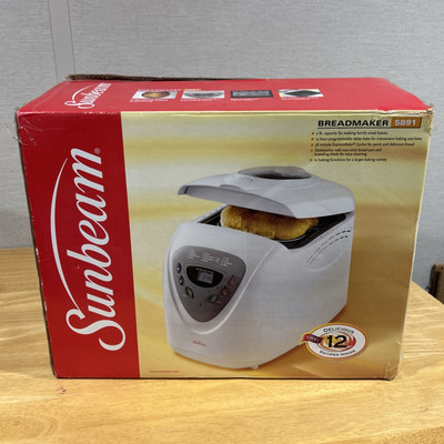 NEW IN BOX FROM 2003! SUNBEAM 5891 AUTOMATIC PROGRAMMABLE BREAD MAKER MACHINE