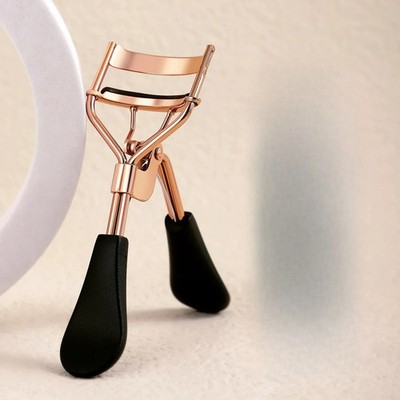 Portable Eyelash Curler with 15 Silicone Pads and Stainless Steel Eyelash Curler