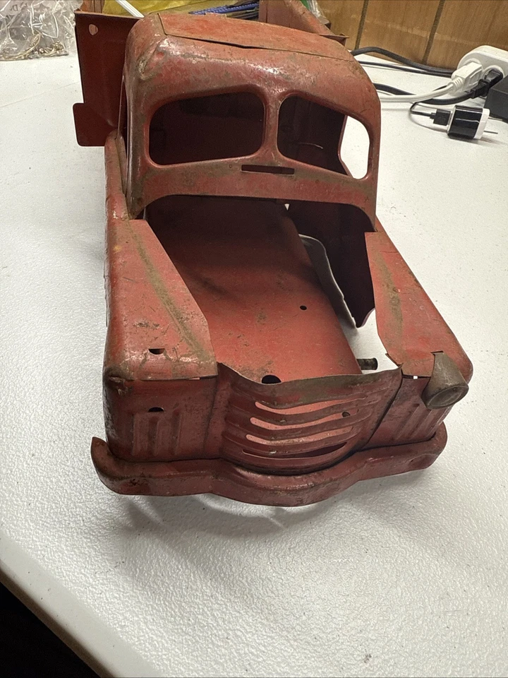 1960s Vintage Parts Structo Metal Dump Truck For Restore 19” - Image 2 of 4