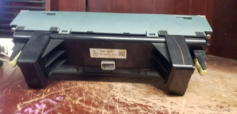 2007-2009 Toyota Camry AC Heater Control Temperature w/o hybrid; automatic (push - Image 2 of 3