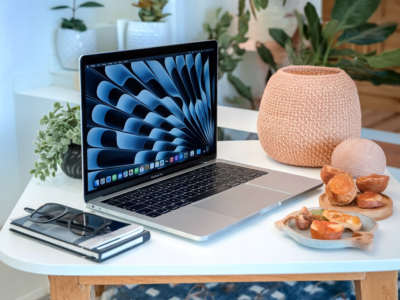 2019 Apple MacBook Pro 13.3