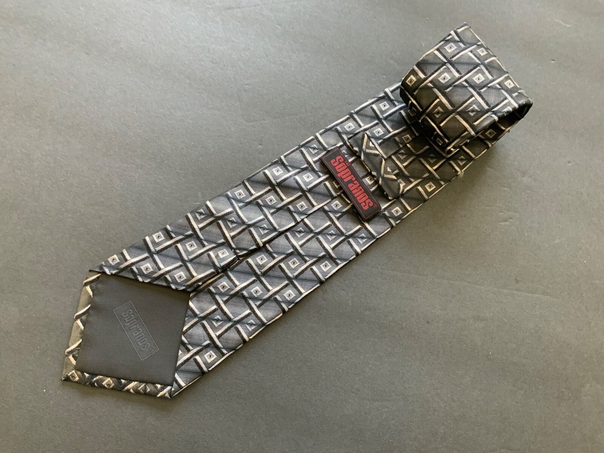 SOPRANOS MENS TIE  (Bada Bing!) 100% Silk 4”x58” geometric USED NICE VTG View 5