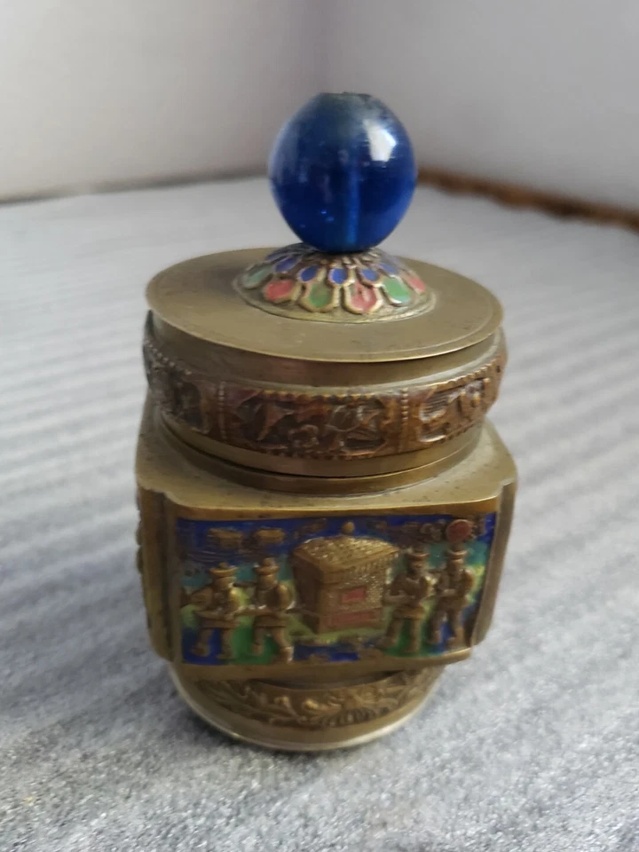 ANTIQUE CHINESE TEA CADDY *CHAMPLEVE ENAMEL on BRASS* BLUE GLASS - Image 2 of 4