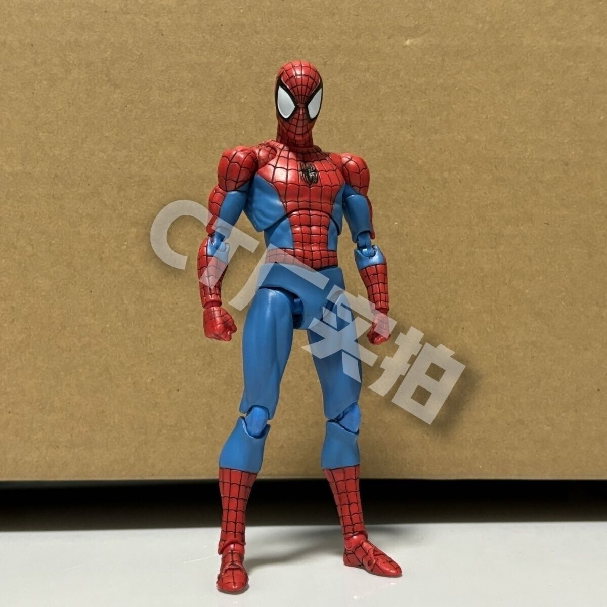 In Stock CT Toys MAFEX No.185 Spider-Man CLASSIC COSTUME Ver In Stock CT Toys MAFEX No.185 Spider-Man CLASSIC COSTUME Ver