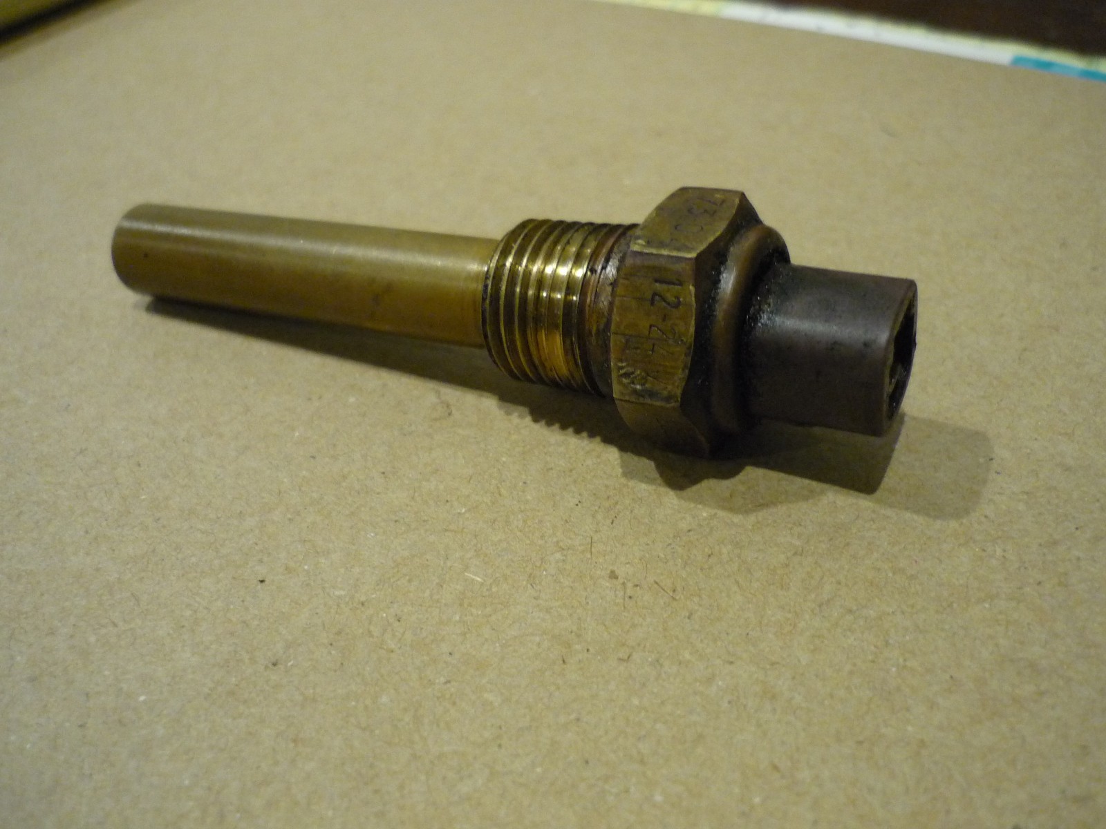 Ferrari 206,208,288,308,328,348,355, Others- Oil Temprature Sender - P/N 107576