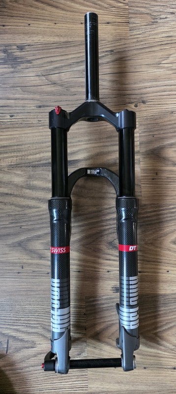 DT Swiss XMC 130 Forks Thru Axle Need Servicing