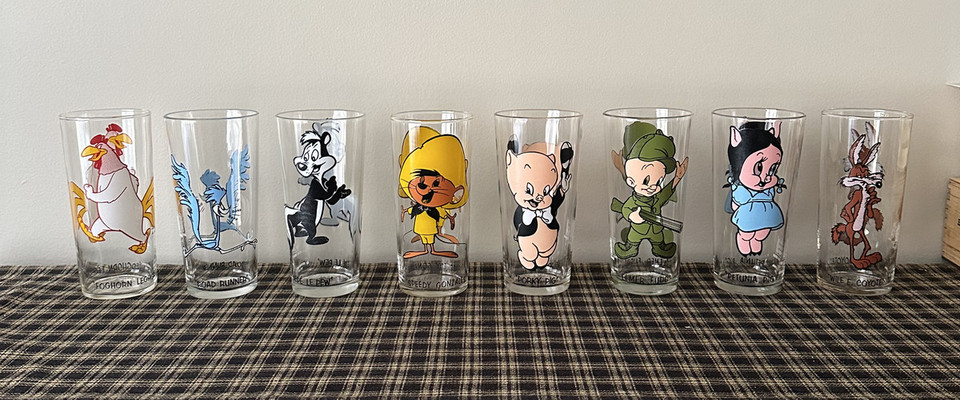 Pick your own 1973 Looney tunes Pepsi collector character glasses