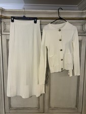 Two Piece Ladies Sweater Set Size Medium New with Tags