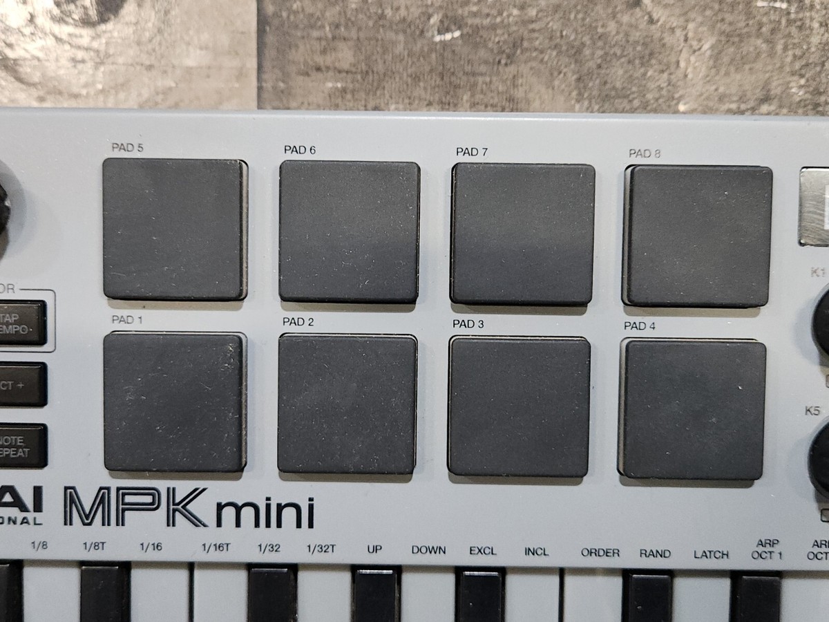 Akai Professional MPK Mini MIDI Keyboard Controller Gray Drum Machine