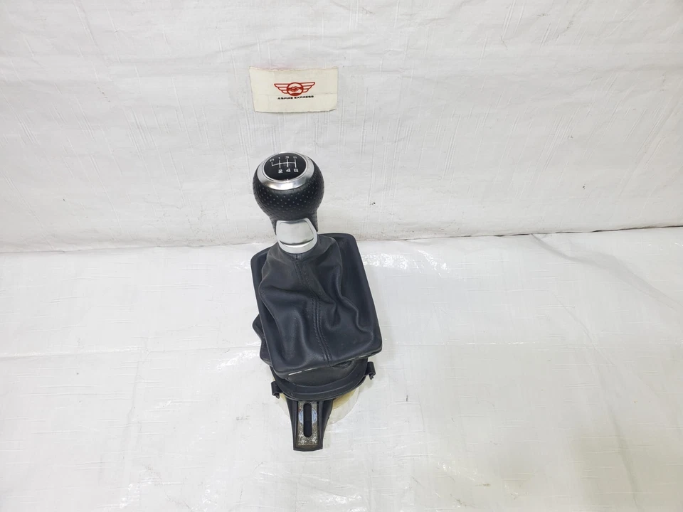 2008-2017 Audi A5 Quattro Manual Transmission Gear Shifter Knob OEM 8K0863278 Foto 4 de 4