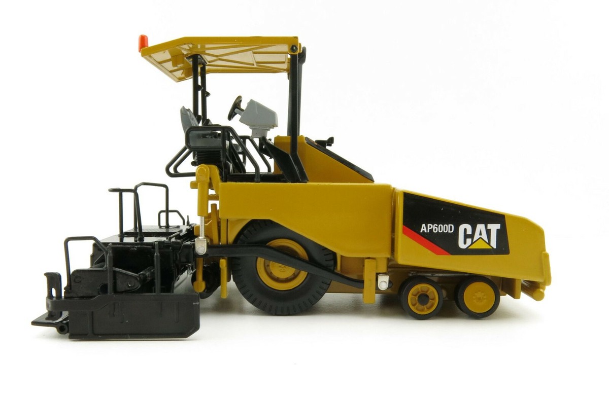 Norscot 55260 Caterpillar Cat AP600D Asphalt Paver with Canopy Scale 1:50