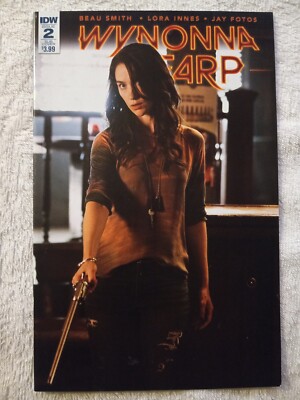 Wynonna Earp #2 Melanie Scrofano Photo Variant IDW Rare NM