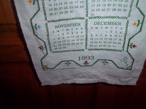Calendario da parete vintage in tessuto - 1993 casa è dove c'è il cuore - Foto 6 di 10
