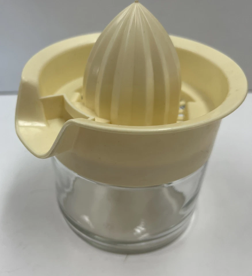 Exprimidor/depósito de vidrio vintage GEMCO exprimidor manual amarillo EE. UU. 6" Foto 2 de 4