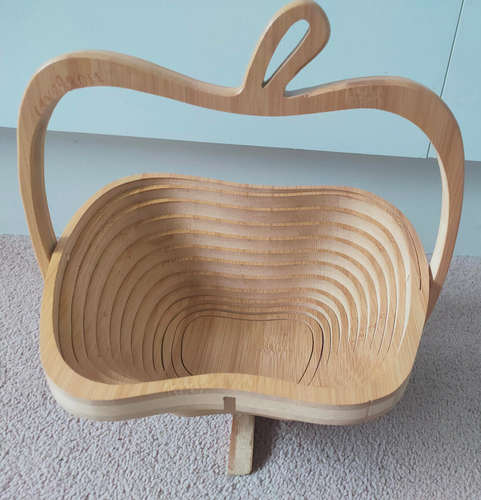 Apple-Shaped Basket - Folding Bamboo Fruit Bowl / Basket - 30 x 27 x 22.5 cm - Picture 2 of 5