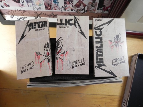 Metallica Live Shit Binge & Purge Box Set 3x VHS / Book / 1993 -missing CD set - Foto 6 di 9