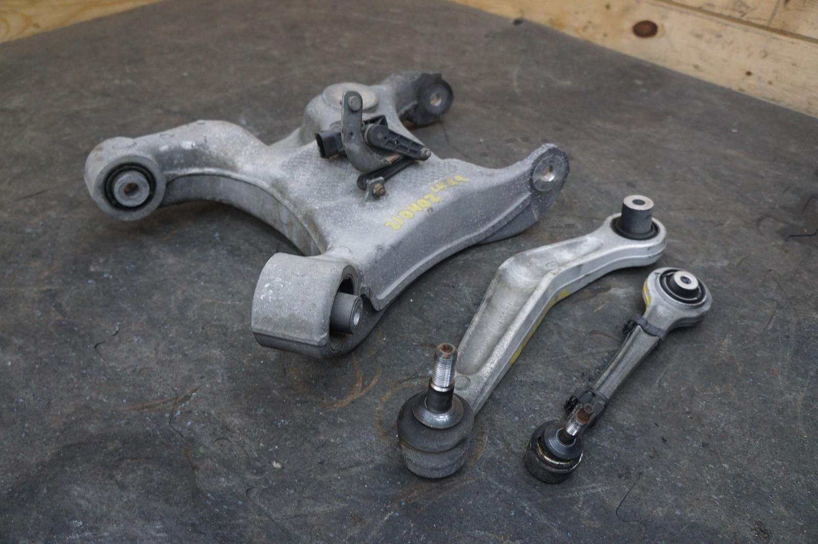 Set 3 Left Rear Upper Lower Control Arm 33326758995 Rolls Royce Phantom 2003-17