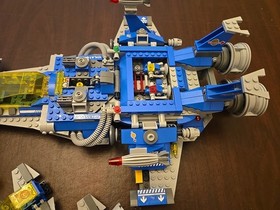 Lego 70816 Benny's Spaceship Lego Movie 90-95% Complete 