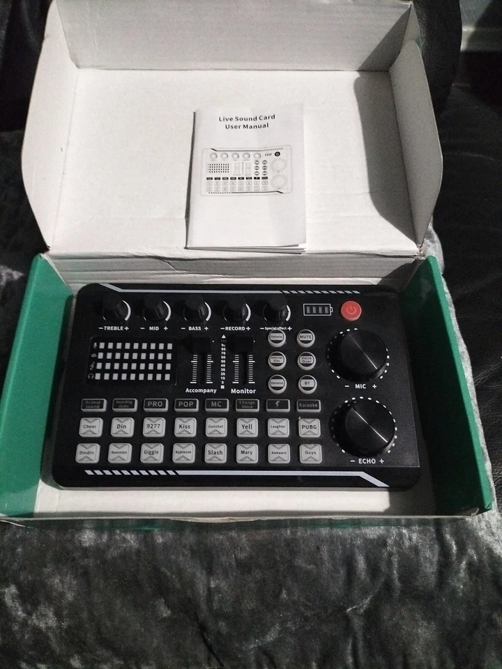 Professional Live Sound Card Iphone/Android/Laptop/Desktop/Bluetooth Used - Image 4 of 4