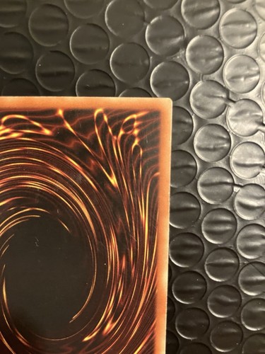 Blue-Eyes White Dragon BPT-003 2002 Collectors Tin Limited Ed Light Play - Picture 5 of 7