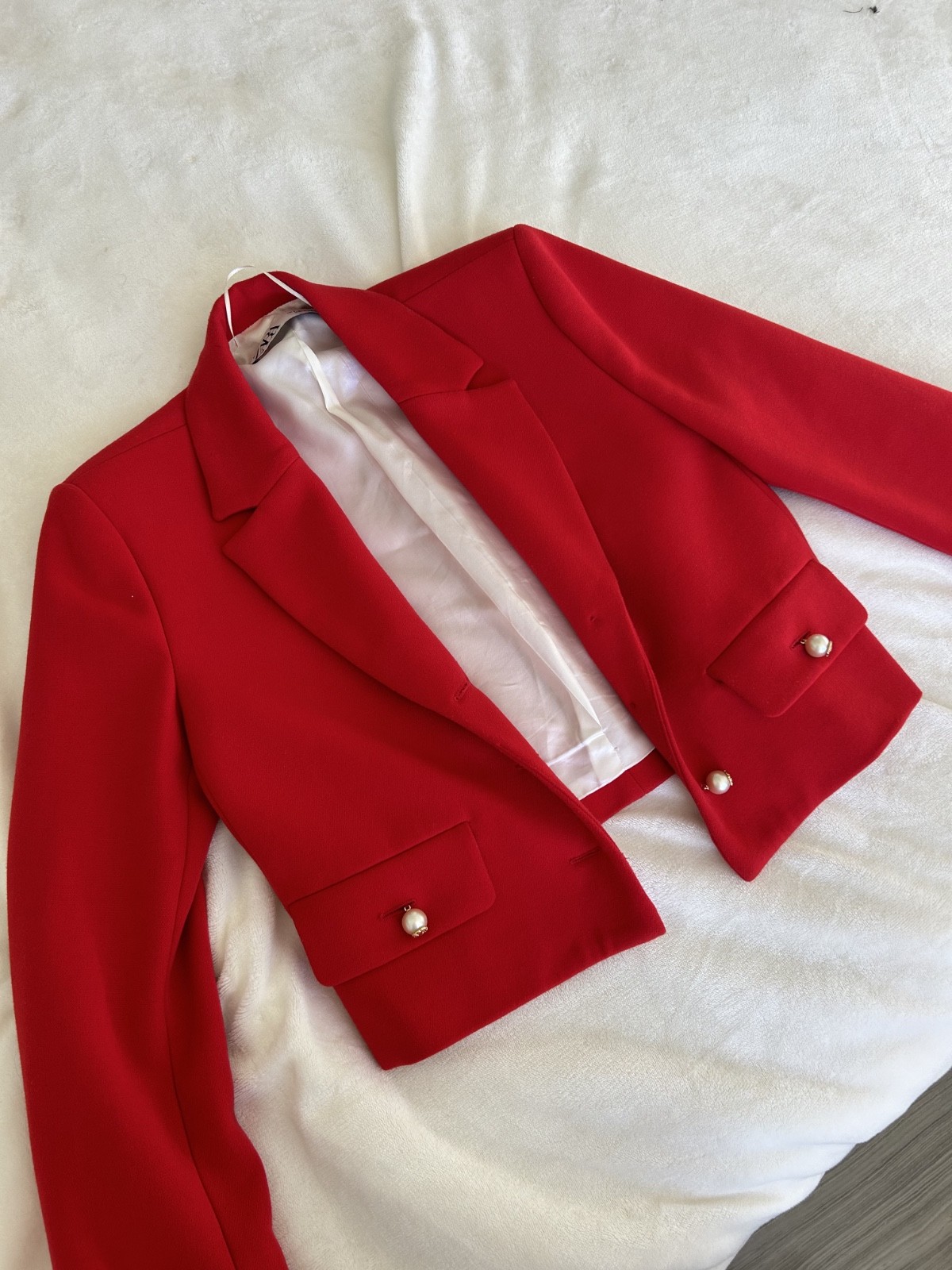 ZARA Red Cropped Blazer Jacket Women’s Size S Pearl Button Pockets New thumbnail 5