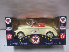 Texaco 1940 Ford Convertible Pace Car 132