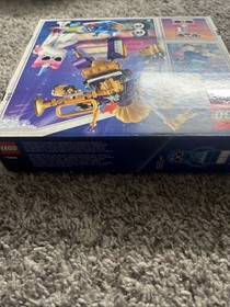 LEGO MOVIE 2: SYSTAR PARTY CREW (70848) NEW + SEALED